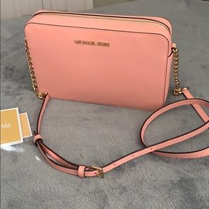 Michael Kors jet set crossbody pale pink bag